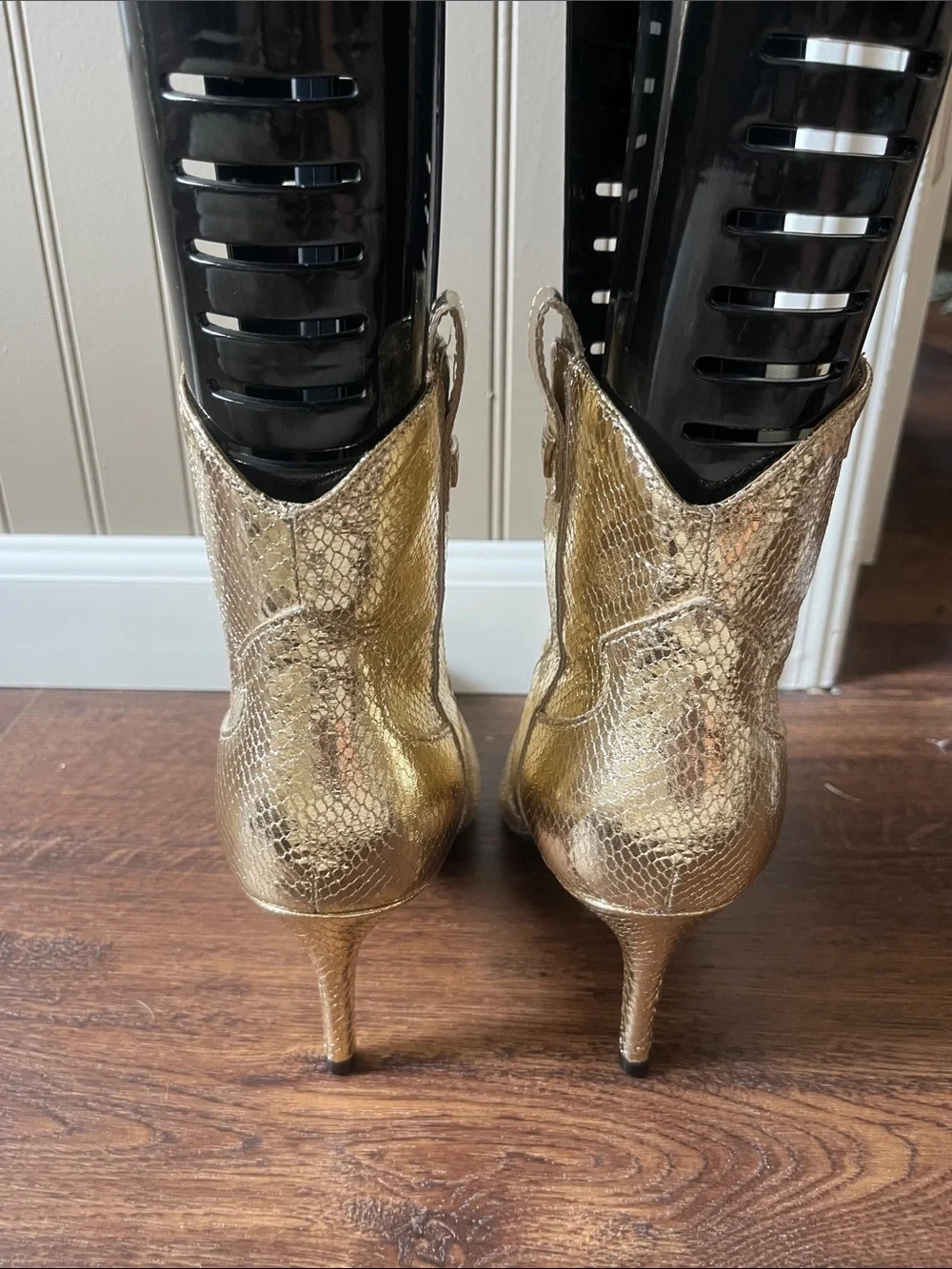 GUESS ! Gold Snakeskin Pointed Ankle Boots with Side Zipper